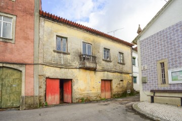 Moradia 5 Quartos em Figueira de Lorvão