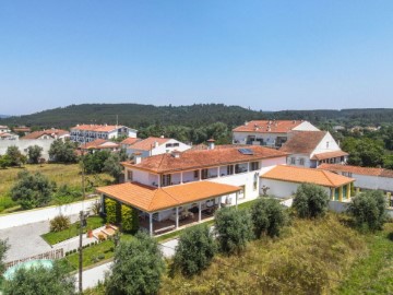 Maison 4 Chambres à Lousã e Vilarinho