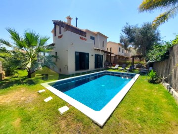 House 2 Bedrooms in Algoz e Tunes