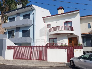 Maison 3 Chambres à Baguim do Monte (Rio Tinto)