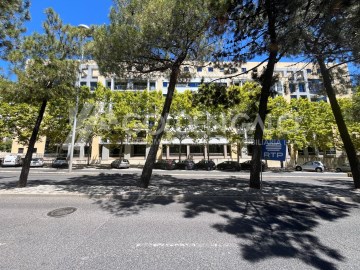 Apartamento 4 Quartos em Parque das Nações