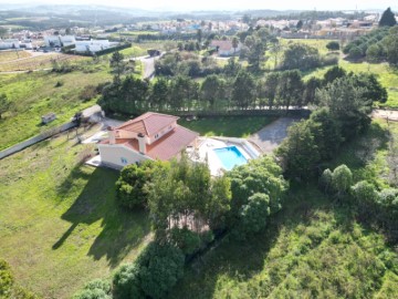 House 5 Bedrooms in A dos Cunhados e Maceira