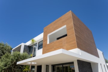 Moradia casa contemporânea V4+1 com piscina e jard