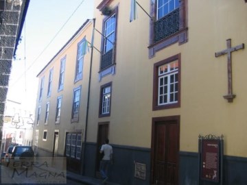 House 12 Bedrooms in La Orotava