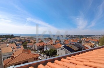 Apartment 4 Bedrooms in Canidelo