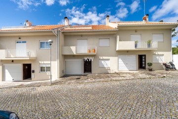 House 5 Bedrooms in Moledo e Cristelo