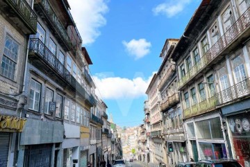 Prédio em Cedofeita, Santo Ildefonso, Sé, Miragaia, São Nicolau e Vitória