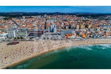 Locaux commerciaux à Espinho