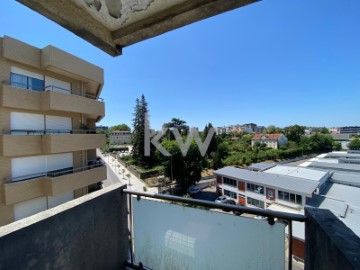 Apartment 3 Bedrooms in St.Tirso, Couto (S.Cristina e S.Miguel) e Burgães