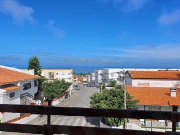 Apartamento T1 em construção no Sítio da Nazaré