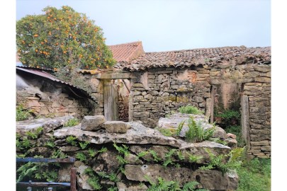 Quintas e casas rústicas 4 Quartos em Além da Ribeira e Pedreira