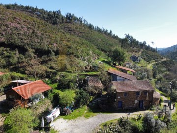 Commercial premises  in Figueiró dos Vinhos e Bairradas