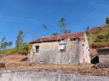 Moradia 2 Quartos em Prado e Remoães