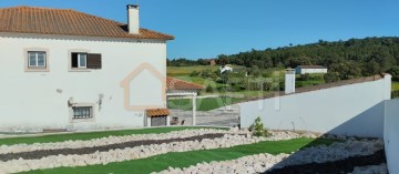 House 6 Bedrooms in Alcanede