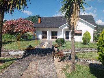 Country homes 5 Bedrooms in Ceivães e Badim