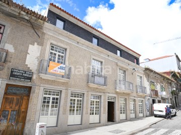 Venda Apartamento T2 junto à estação de S. Bento -