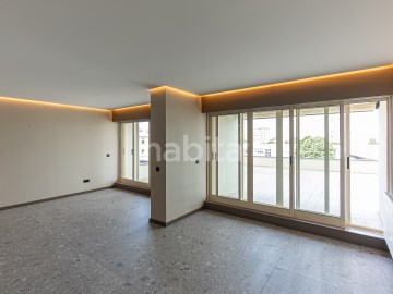 Venda Apartamento T4 Duplex com terraço I Porto - 