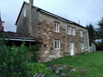 House in Piñeiro (San Cosme)
