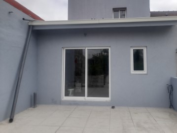 House 3 Bedrooms in Rio Tinto