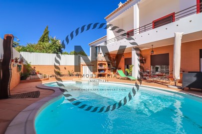 House 3 Bedrooms in São Gonçalo de Lagos