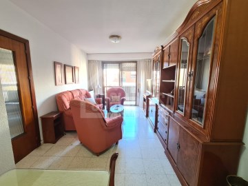 Apartment 3 Bedrooms in Ciudad Jardín