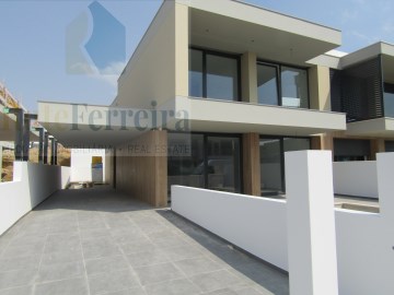 Moradia_T4_com_garagem_piscina_Ericeira_Rute_Ferre