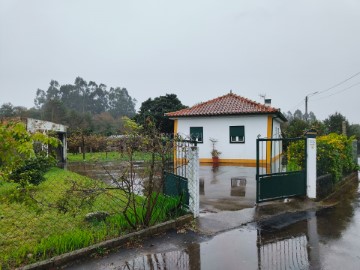 House 2 Bedrooms in Campos e Vila Meã