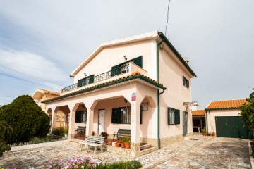 Maison 5 Chambres à Mafra