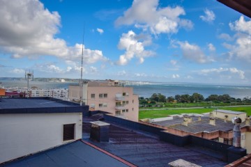 Ático 3 Habitaciones en Oeiras e São Julião da Barra, Paço de Arcos e Caxias