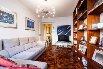 Apartamento 3 Quartos em Algés, Linda-a-Velha e Cruz Quebrada-Dafundo