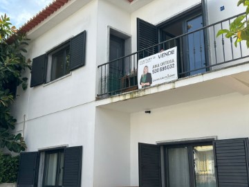 House 4 Bedrooms in Beja (Santiago Maior e São João Baptista)