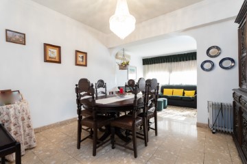 Apartment 2 Bedrooms in Campolide