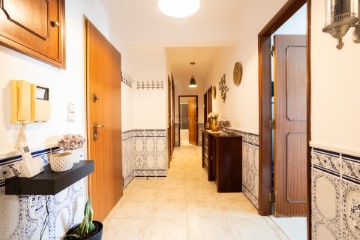 Apartment 2 Bedrooms in Algueirão-Mem Martins