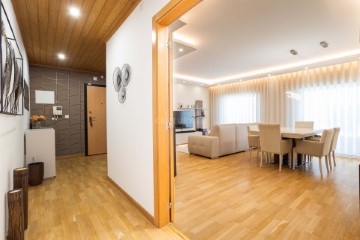 Appartement 3 Chambres à São Domingos de Rana