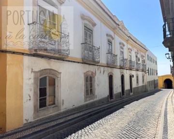 House 16 Bedrooms in Caia, São Pedro e Alcáçova