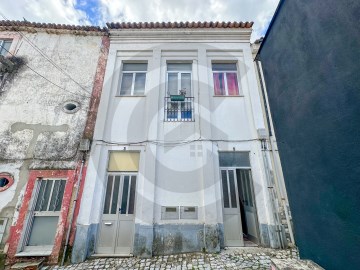 House 3 Bedrooms in Alcanena e Vila Moreira