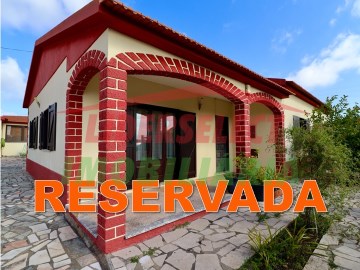 RESERVADA |MORADIA T2 + ANEXO E GARAGEM