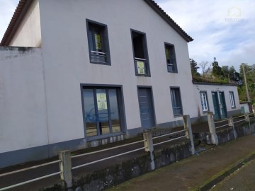 Maison 4 Chambres à São Brás