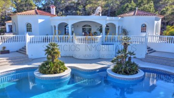 House 4 Bedrooms in Sant Agusti des Vedra