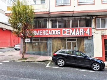 Commercial premises in Avenida de A Coruña - Paradai