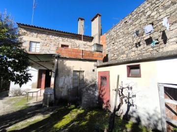 courtyard view of the house