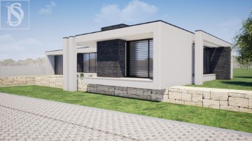 House 4 Bedrooms in Braga (Maximinos, Sé e Cividade)