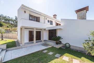 House 3 Bedrooms in Fafe