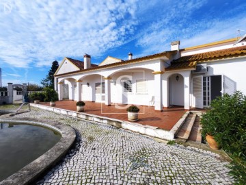 Country homes 3 Bedrooms in Brogueira, Parceiros de Igreja e Alcorochel