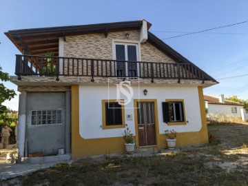 House 3 Bedrooms in Chancelaria