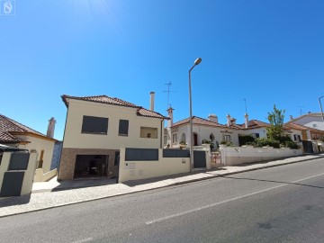 Casa o chalet 4 Habitaciones en Abrantes (São Vicente e São João) e Alferrarede