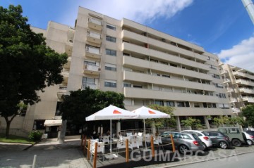 Apartment 3 Bedrooms in Creixomil