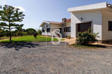 Country homes 4 Bedrooms in Santiago do Cacém, S.Cruz e S.Bartolomeu da Serra