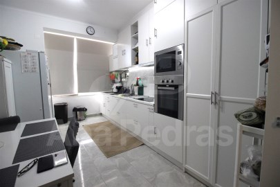Apartment 2 Bedrooms in Alhos Vedros