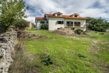 House 5 Bedrooms in Felgar e Souto da Velha